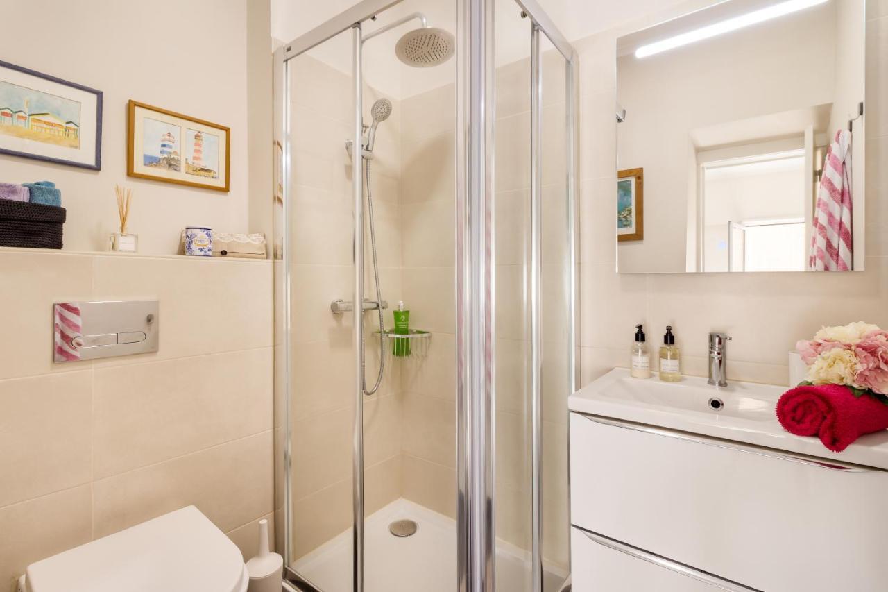 Exquisite Retreat In A Traditional Area Of Oporto Esterno foto