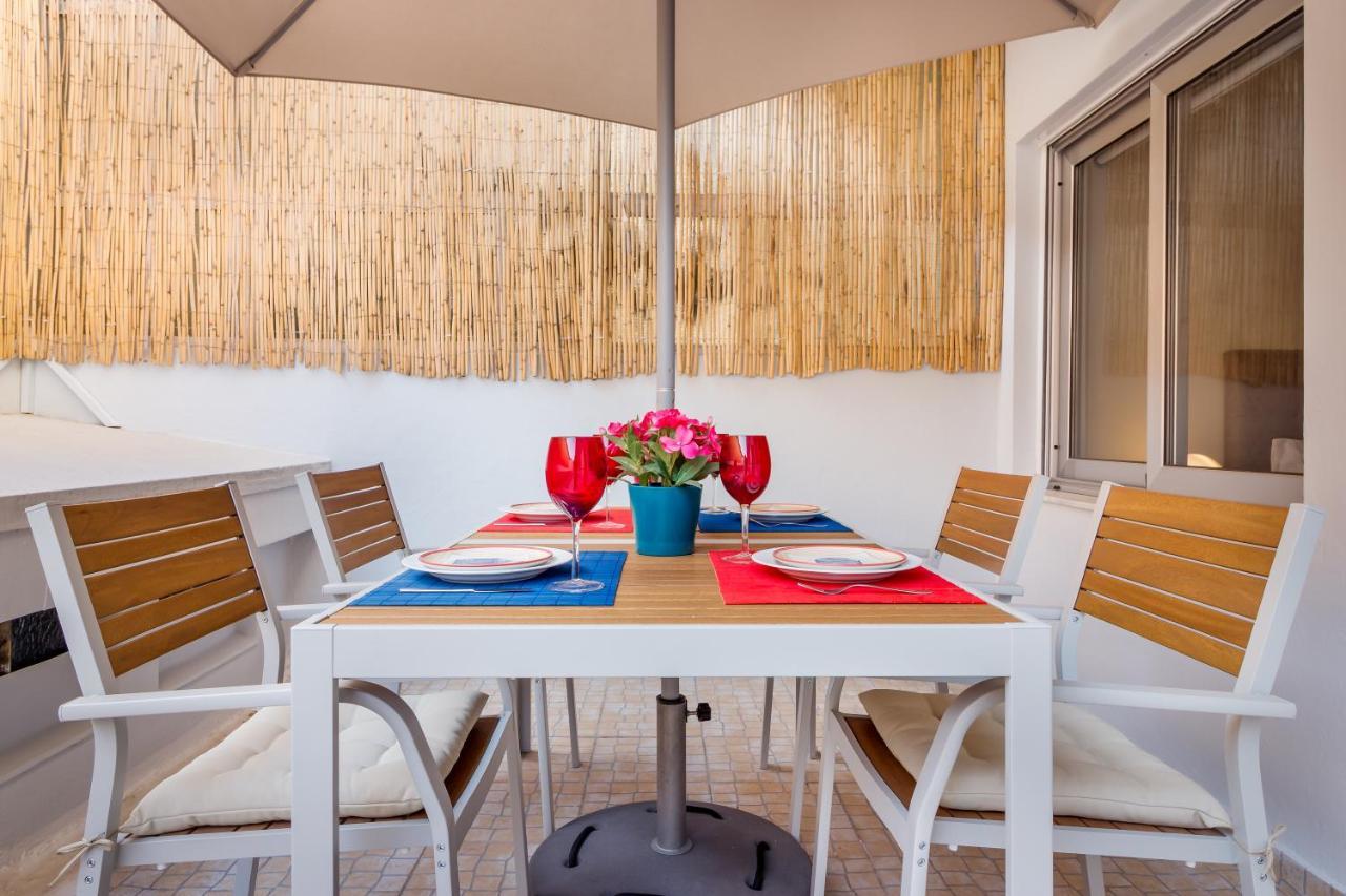 Exquisite Retreat In A Traditional Area Of Oporto Esterno foto